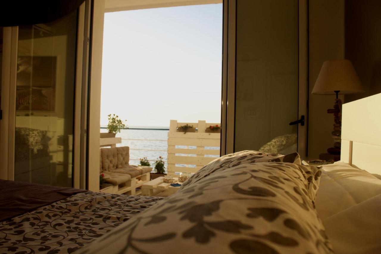 Отель Sea View Life Карини Экстерьер фото