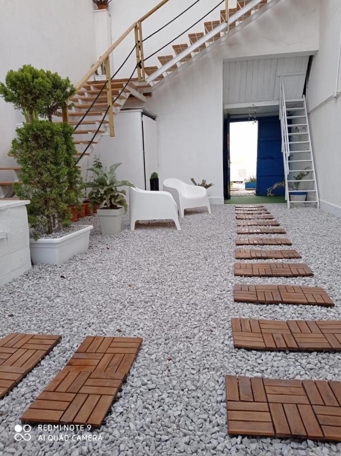 Отель Sea View Life Карини Экстерьер фото