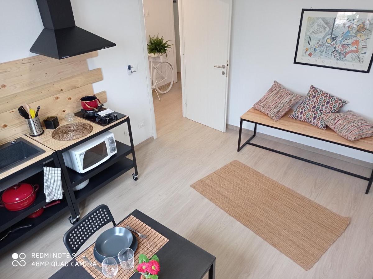 Отель Sea View Life Карини Экстерьер фото