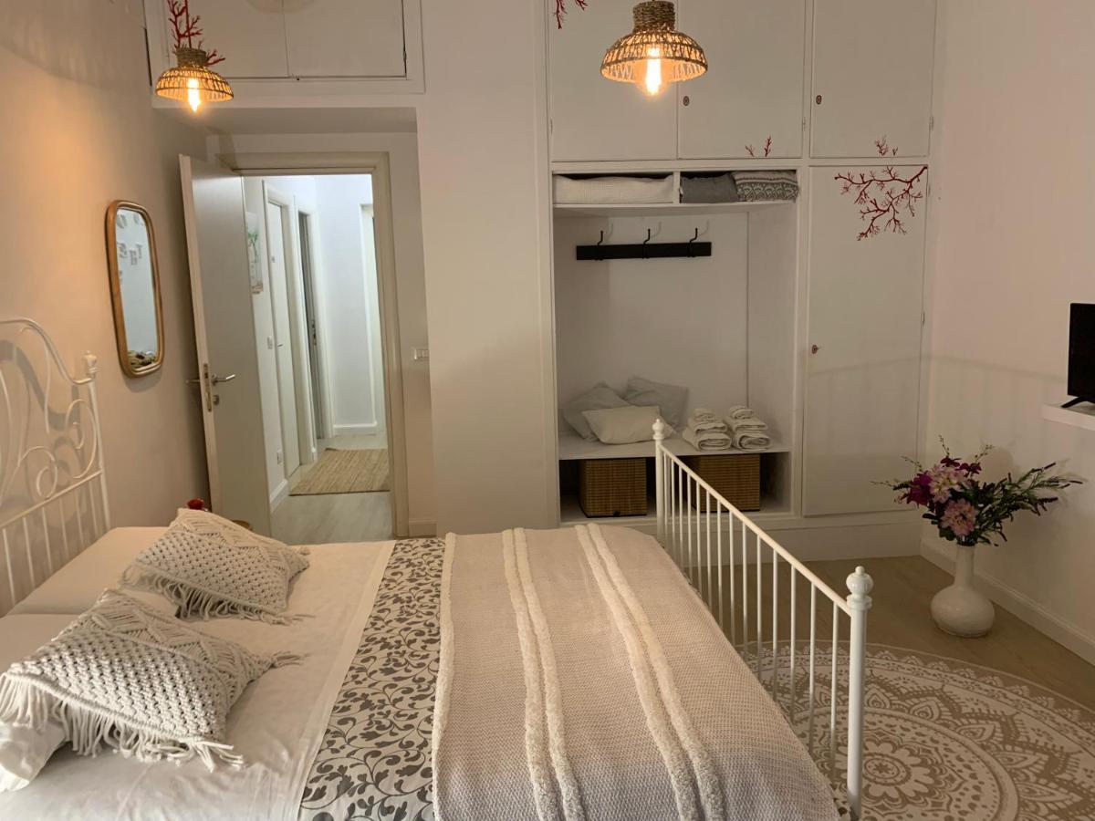Отель Sea View Life Карини Экстерьер фото